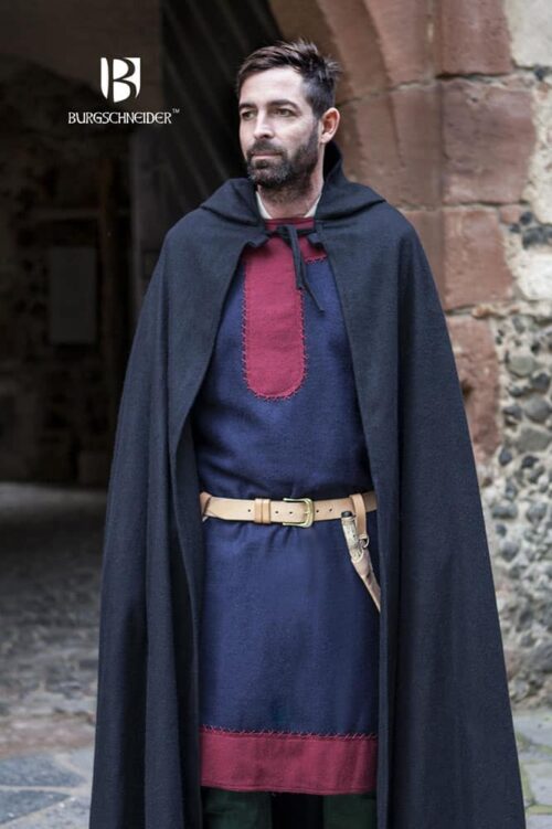 Hibernus - Wool Hooded Cloak - Black