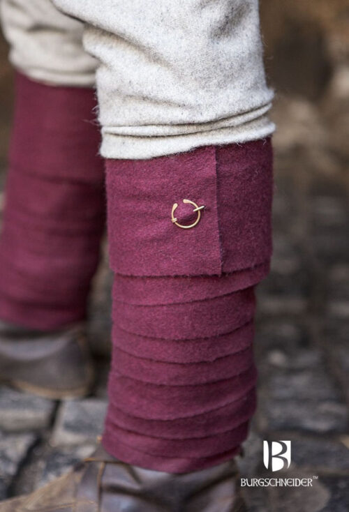 Uri Fibula / Brooches - Set of Two