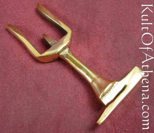 Roman Transverse Crest Holder
