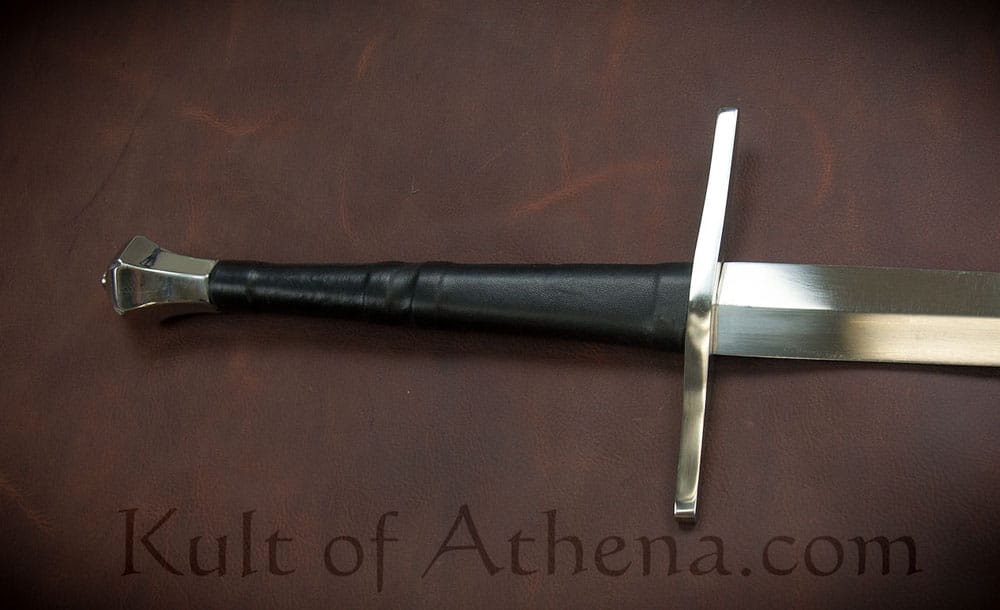  Cold Steel Hand-and-A-Half Sword with Leather/Wood