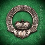 Celtic Claddagh Plaque