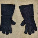 Suede Leather Swordsman's Gauntlets - Black