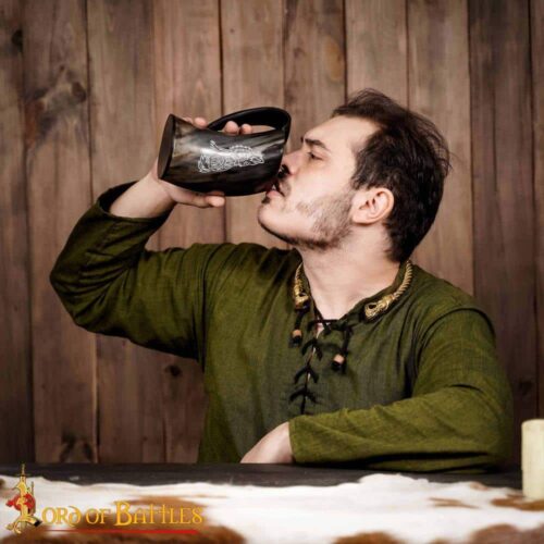 Viking Horn Tankard with Engraved Norse Wolf – Lord of Battles